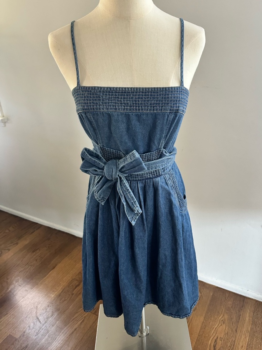 Y2K - Denim Mini Dress Tie Waist | Smocked Top Indigo Blue Petite Large